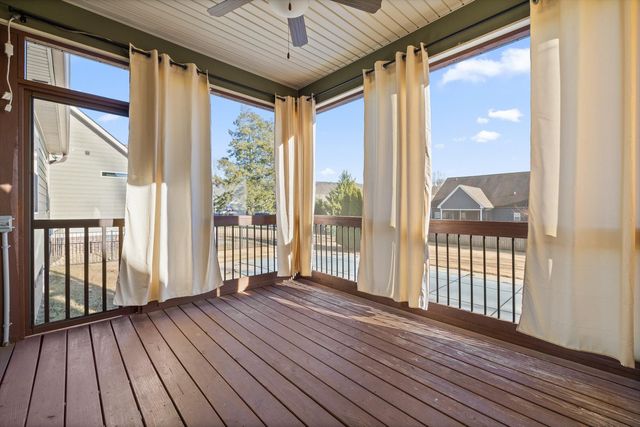 7992 Frostwood Lane, Ooltewah, TN 37363