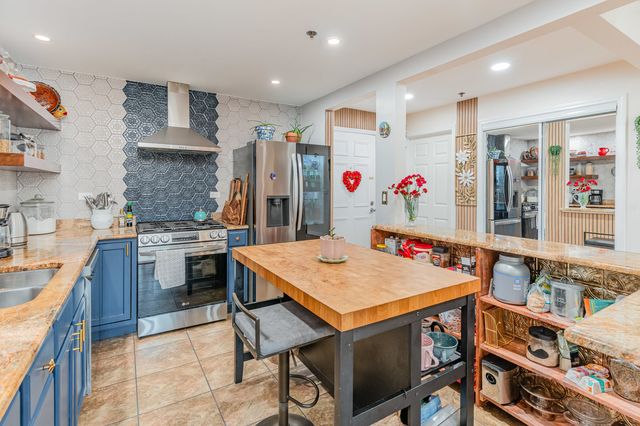 1930 N Harlem Avenue N 306, Elmwood Park, IL 60707