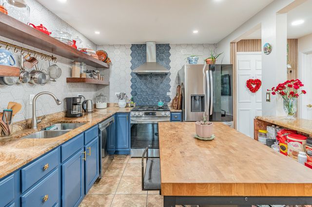 1930 N Harlem Avenue N 306, Elmwood Park, IL 60707