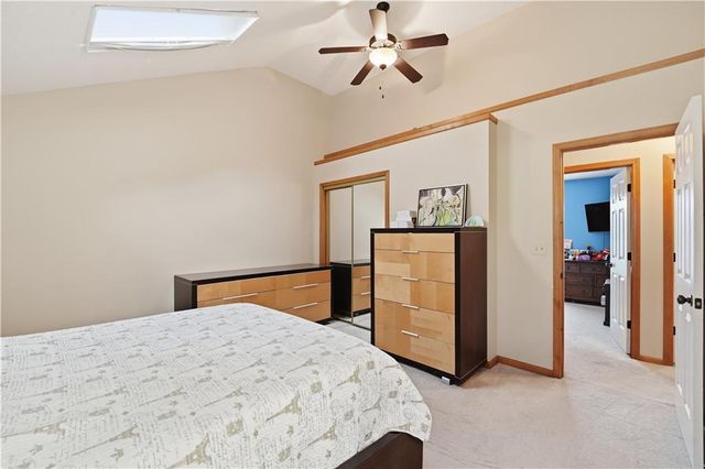 2136 SW Sterling Drive, Lee's Summit, MO 64081