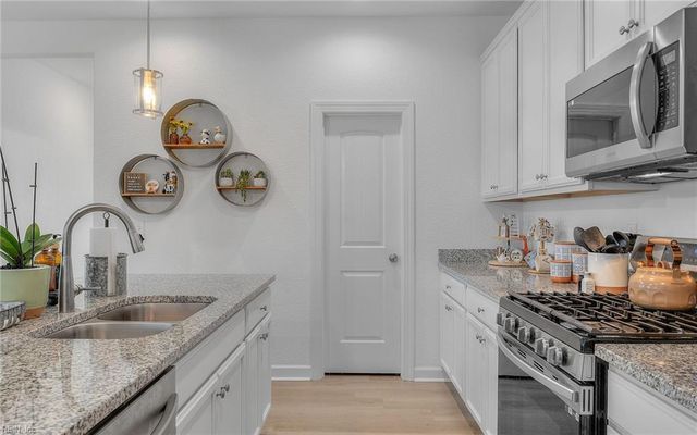 119 Iris CIR, Moyock, NC 27958