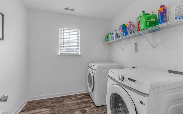 119 Iris CIR, Moyock, NC 27958