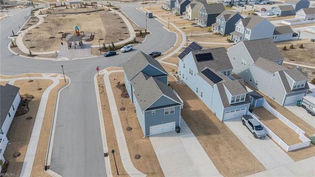 119 Iris CIR, Moyock, NC 27958