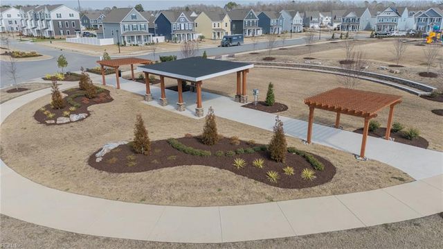 119 Iris CIR, Moyock, NC 27958