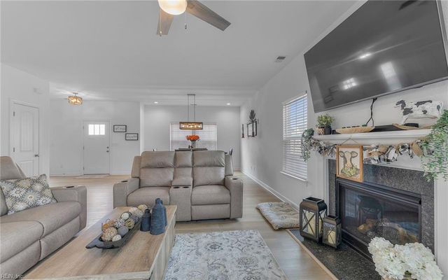 119 Iris CIR, Moyock, NC 27958