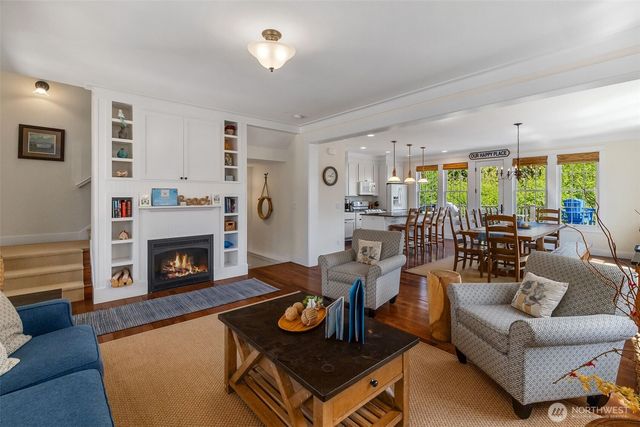 81 Compass Street, Pacific Beach, WA 98571