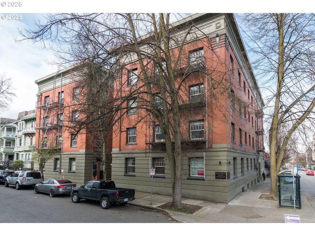 2109 Nw IRVING St 304, Portland, OR 97210