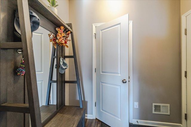 6972 Archer Trail, Inver Grove Heights, MN 55077