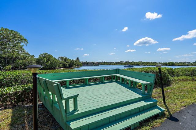 1000 N US HIGHWAY 1 JA104, Jupiter, FL 33477