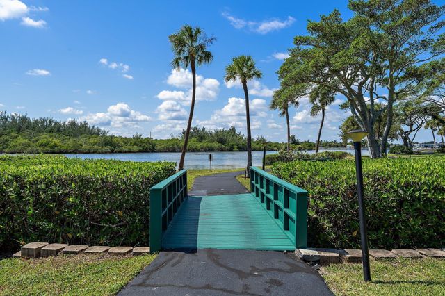 1000 N US HIGHWAY 1 JA104, Jupiter, FL 33477