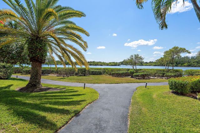 1000 N US HIGHWAY 1 JA104, Jupiter, FL 33477