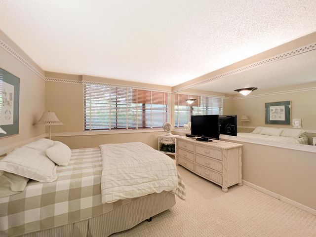 1000 N US HIGHWAY 1 JA104, Jupiter, FL 33477