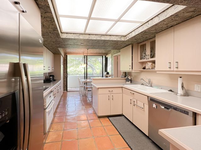1000 N US HIGHWAY 1 JA104, Jupiter, FL 33477
