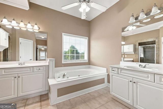 102 Colonial Circle NW, Cartersville, GA 30120