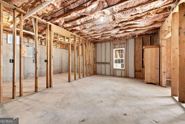 102 Colonial Circle NW, Cartersville, GA 30120