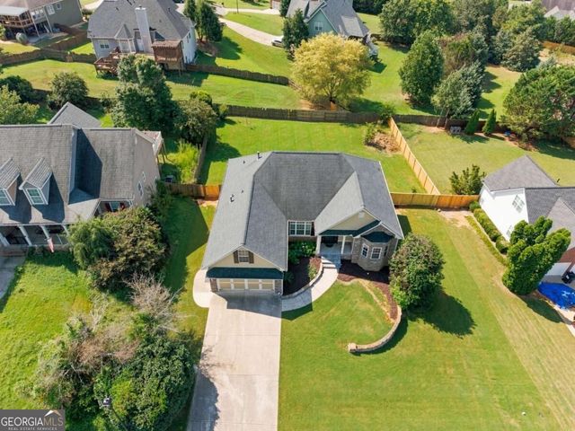102 Colonial Circle NW, Cartersville, GA 30120