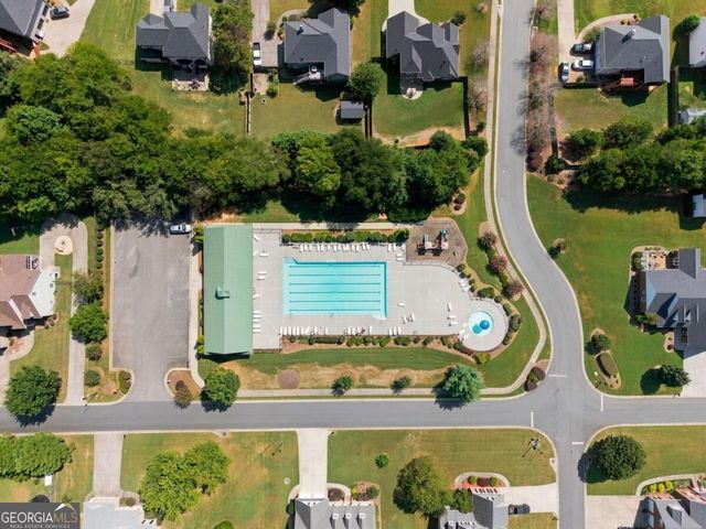 102 Colonial Circle NW, Cartersville, GA 30120