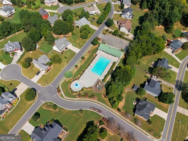 102 Colonial Circle NW, Cartersville, GA 30120