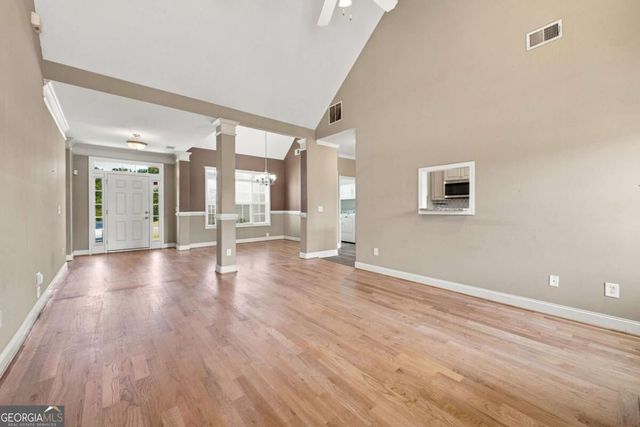 102 Colonial Circle NW, Cartersville, GA 30120