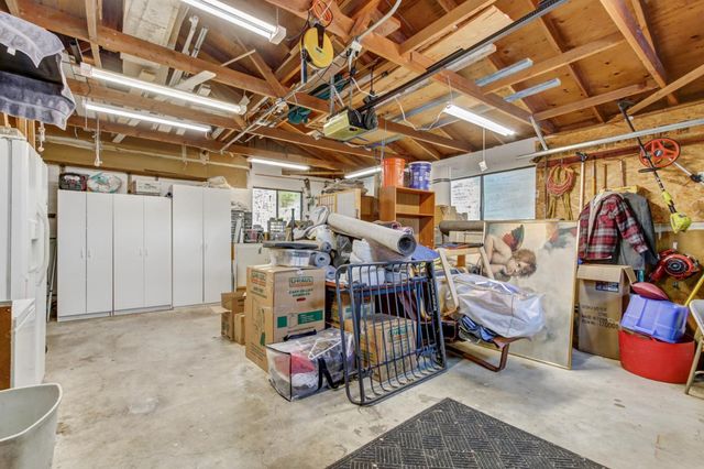 4833 College Oak Dr, Sacramento, CA 95841