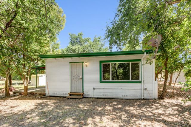 4833 College Oak Dr, Sacramento, CA 95841