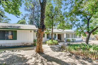 4833 College Oak Dr, Sacramento, CA 95841