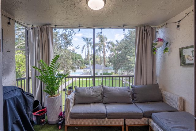 5100 SW 64TH Avenue 204A, Davie, FL 33314