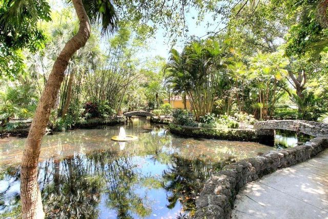 103 Yacht Club Way 205, Hypoluxo, FL 33462