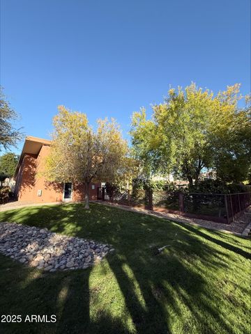 1850 E MARYLAND Avenue 63, Phoenix, AZ 85016