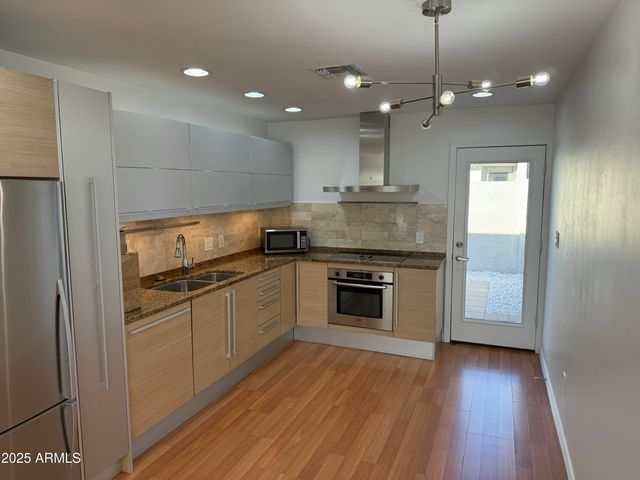 1850 E MARYLAND Avenue 63, Phoenix, AZ 85016