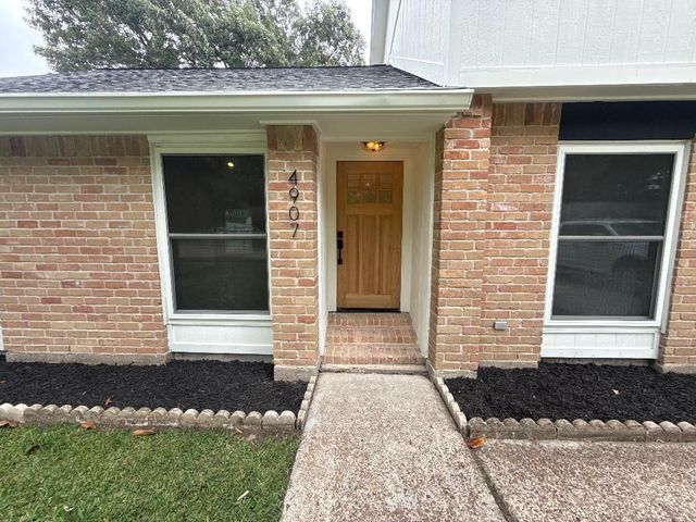 4907 Ripple Creek Drive, Baytown, TX 77521