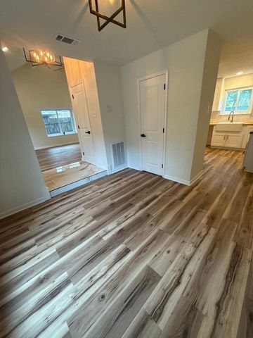 4907 Ripple Creek Drive, Baytown, TX 77521