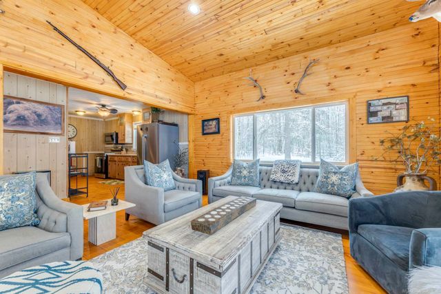 2675 N Ridge Road, Forester Twp, MI 48419