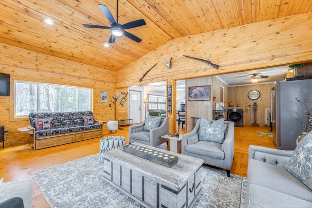 2675 N Ridge Road, Forester Twp, MI 48419