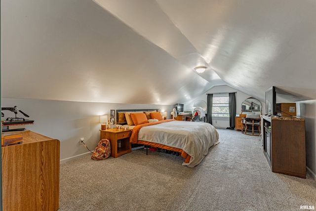 110 S GARDEN Street, Mt Pulaski, IL 62548