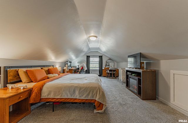 110 S GARDEN Street, Mt Pulaski, IL 62548