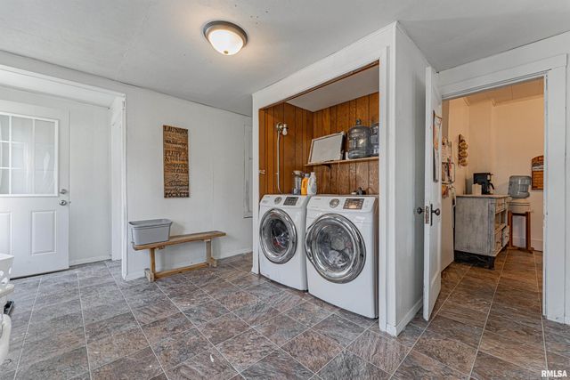 110 S GARDEN Street, Mt Pulaski, IL 62548