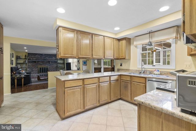 17205 BLOSSOM VIEW DR, Olney, MD 20832