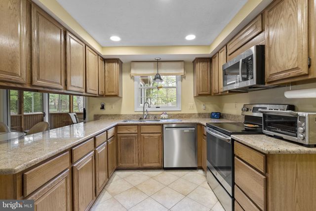 17205 BLOSSOM VIEW DR, Olney, MD 20832