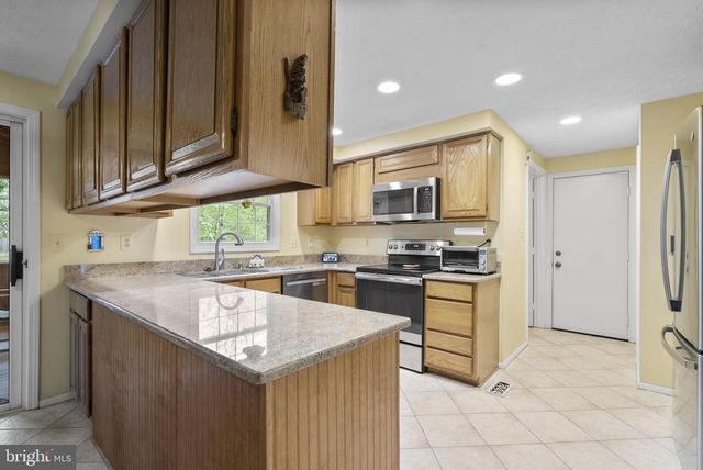 17205 BLOSSOM VIEW DR, Olney, MD 20832