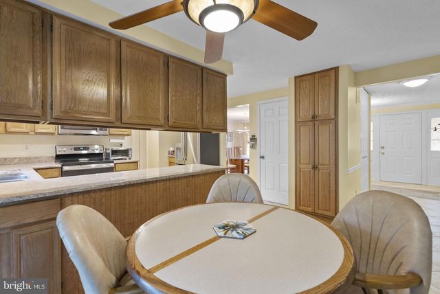 17205 BLOSSOM VIEW DR, Olney, MD 20832