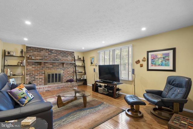 17205 BLOSSOM VIEW DR, Olney, MD 20832