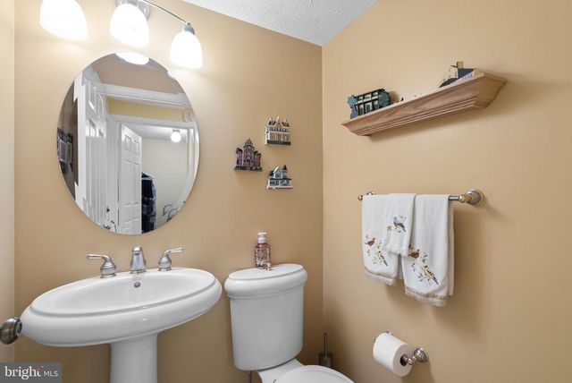 17205 BLOSSOM VIEW DR, Olney, MD 20832