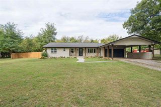 505 S East Dr, Fletcher, OK 73541