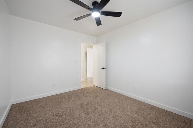 10504 Sunnymeade Place, Oklahoma City, OK 73120
