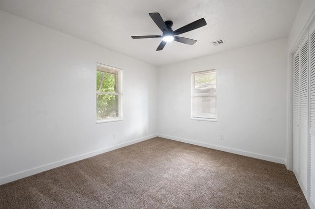 10504 Sunnymeade Place, Oklahoma City, OK 73120
