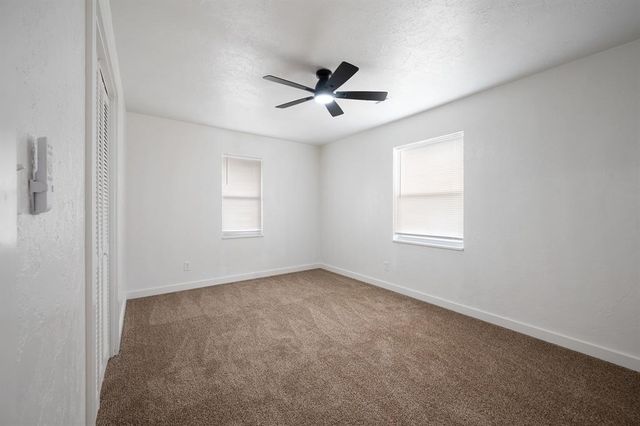 10504 Sunnymeade Place, Oklahoma City, OK 73120