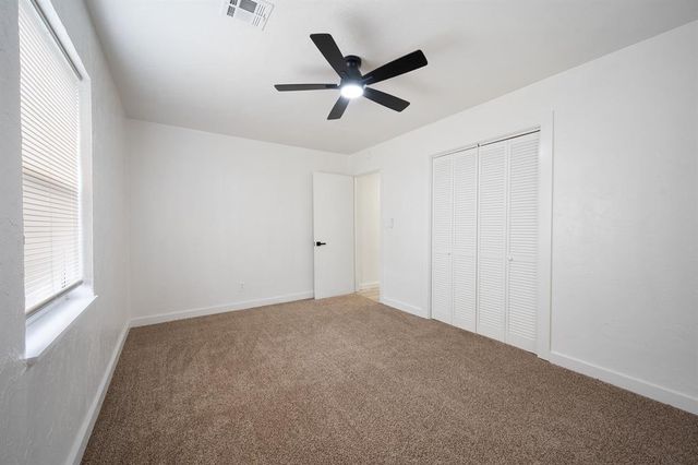 10504 Sunnymeade Place, Oklahoma City, OK 73120