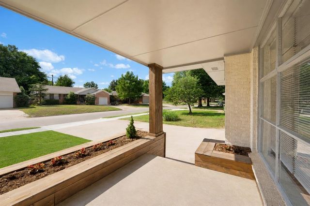 10504 Sunnymeade Place, Oklahoma City, OK 73120
