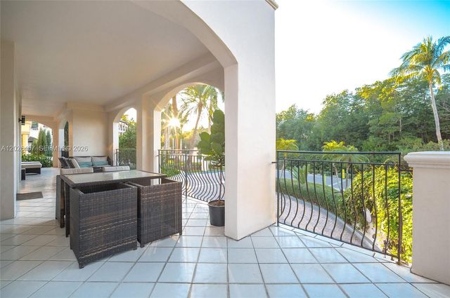 19211 Fisher Island Drive 19211, Miami Beach, FL 33109